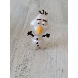Hasbro Olaf Frozen 2 Snowman warm hug Disney Pixar toy figure